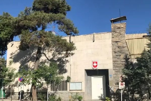 الخارجية السويسرية تؤكد لـ"إيران إنترناشيونال" وقوع حوادث أمنية ضد موظفيها بطهران