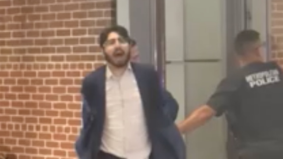 عامل تیراندازی به کارکنان سفارت اسرائیل عضو یک گروه افراطی چپگرا حامی فلسطین بود