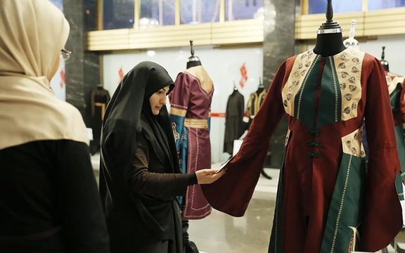 اتحادیه پوشاک کرج: لباس تولید ایران را برای فروش بهتر با برند خارجی عرضه می کنیم