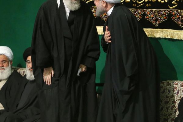 حسن روحانی درباره تغییر رفتار حکومت: بعد از جنگ یک نسیم خوبی داشت میوزید که قطع شد