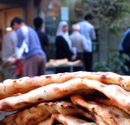 تعطل الإنترنت في "الأهواز" بعد دعوات الاحتجاج.. وتصريحات متناقضة حول مستقبل الخبز في إيران