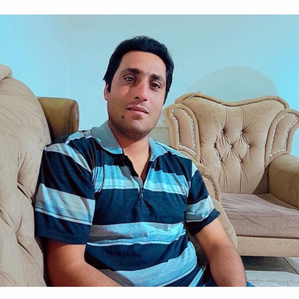 بابک خاربو، عموی یکی از جاویدنامان، بدون دسترسی به وکیل، با اتهام‌های سنگینی روبه‌روست