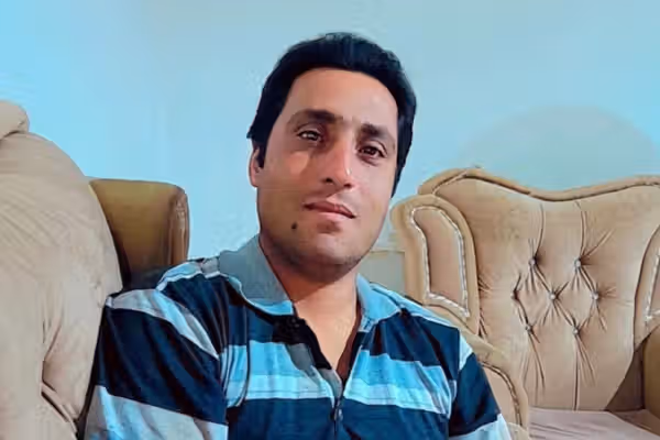 بابک خاربو، عموی یکی از جاویدنامان، بدون دسترسی به وکیل، با اتهامهای سنگینی روبهروست