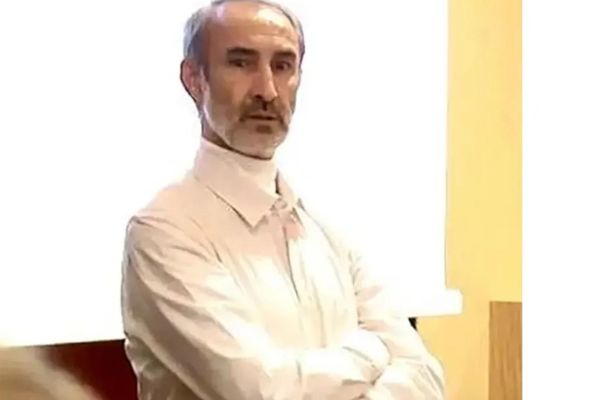 محامي المدعين في قضية "حميد نوري" يطالب بالمؤبد للمتهم ويكشف عن رسائل بينه وبين رئيسي