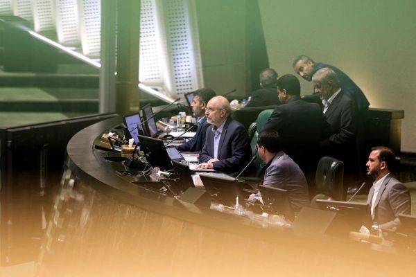 Tehran's red lines dominate parliament's closed-door session on US talks