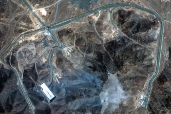 تصاویر ماهوارهای نشان میدهد ایران در کوه کلنگگزلا ورودیهای تاسیسات خود را تقویت میکند