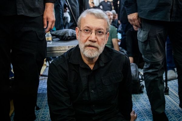 لاريجاني: اختراق العدو لإيران خطير جدًا.. وكنا ضعفاء في مواجهة إسرائيل
