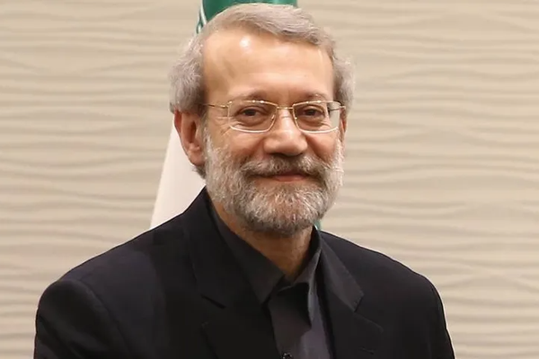 لاريجاني من بيروت: معاناة شعب لبنان هي معاناتنا وسنقف إلى جانب الشعب اللبناني