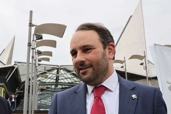Iran Reportedly Holds Two Belgians As Brussels Plans Prisoner Swap