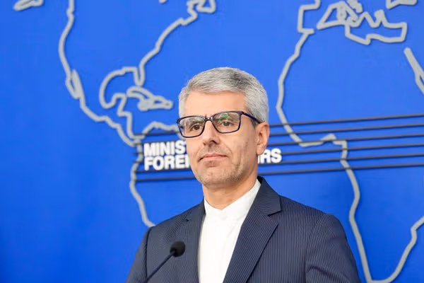 بقائی، سخنگوی وزارت خارجه: حق هستهای جمهوری اسلامی با فشار سیاسی مخدوش نمیشود