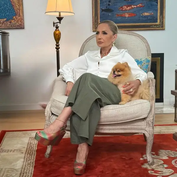 گوگوش: روزی به صحنه بازمیگردم که جمهوری اسلامی دیگر وجود نداشته باشد