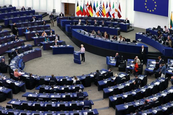 نواب البرلمان الأوروبي للمعارضة الإيرانية: حددوا مطالبكم بدقة ووضوح والكلام العام لا يكفي