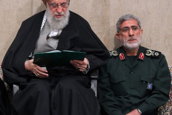 قائد فيلق القدس الإيراني في أربيل لمنع الأكراد من الاتفاق مع الصدر