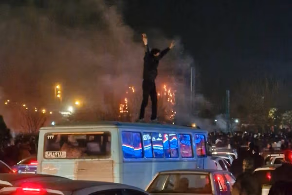 چهل و یکمین روز انقلاب ملی؛ مذاکرات مسقط و تداوم فضای امنیتی در ایران