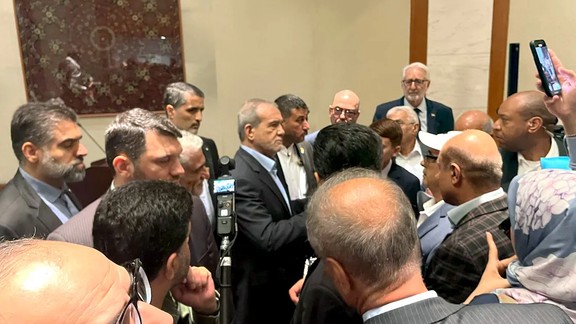 A photo of Pezeshkian after the dinner gathering hosting Iranians in New York on September 25, 2024