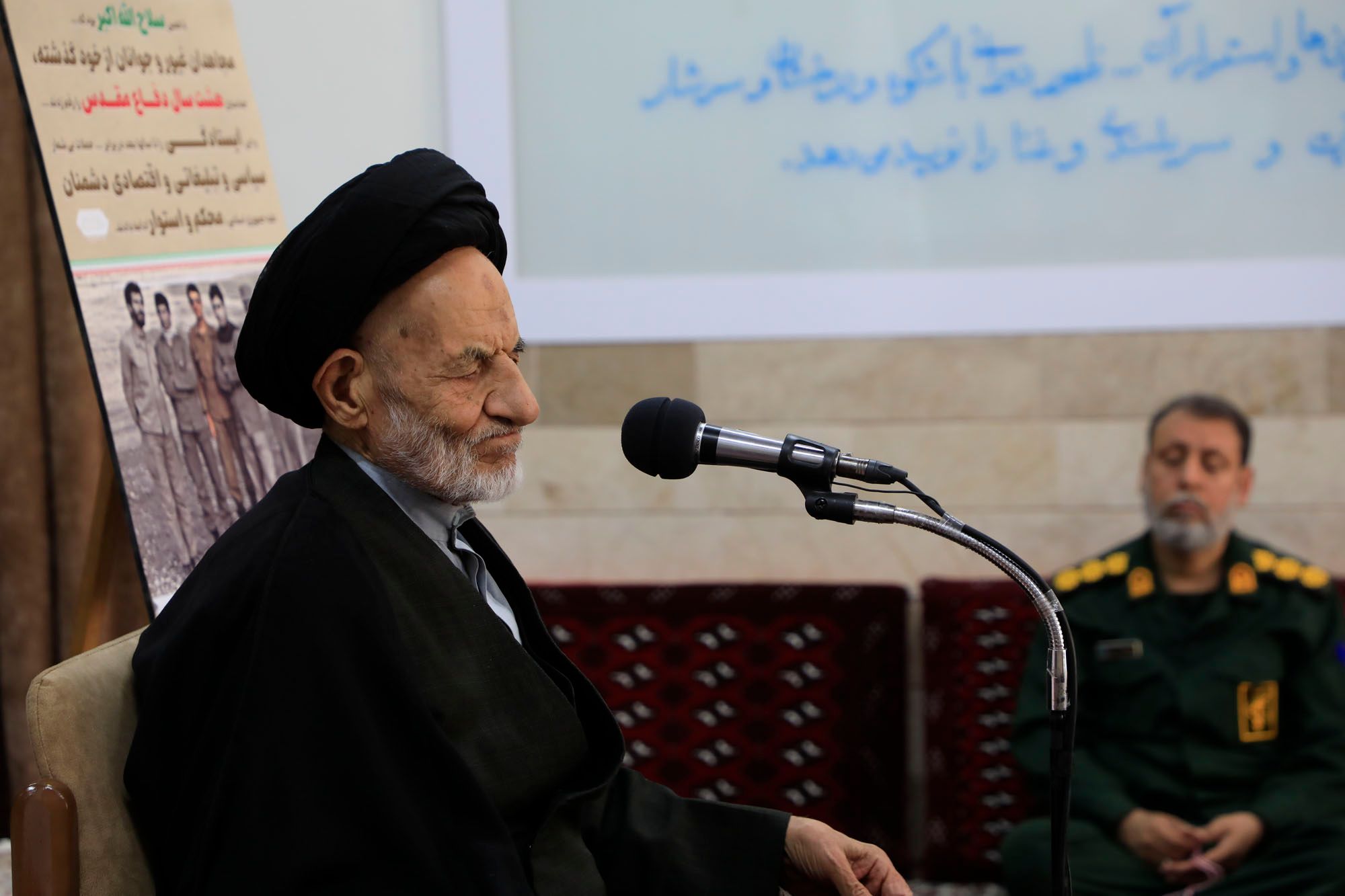 نماینده خامنه‌ای در خراسان جنوبی: موضوع عفاف و حجاب ابعاد امنیتی و دفاعی دارد
