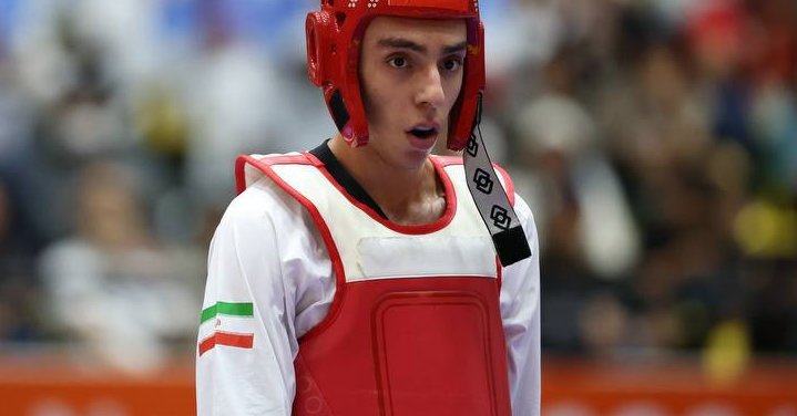 Iranian taekwondo athlete wins silver medal at Asian Games
