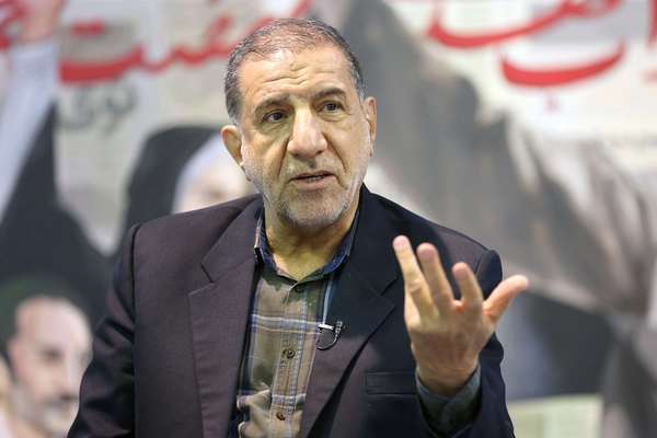 عضو کمیسیون امنیت ملی مجلس:برای مذاکره با آمریکا به آدمهای ضعیفی مثل بنسلمان نیاز نداریم
