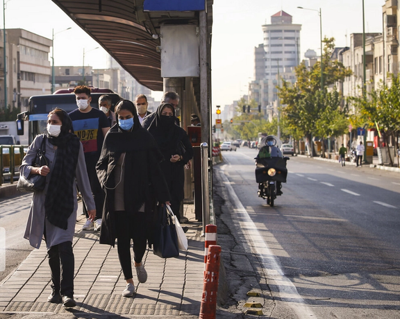 نظرسنجی ایسپا: تنها ۳۱ درصد مردم فکر میکنند تحریمها در دولت رئیسی کمتر میشود