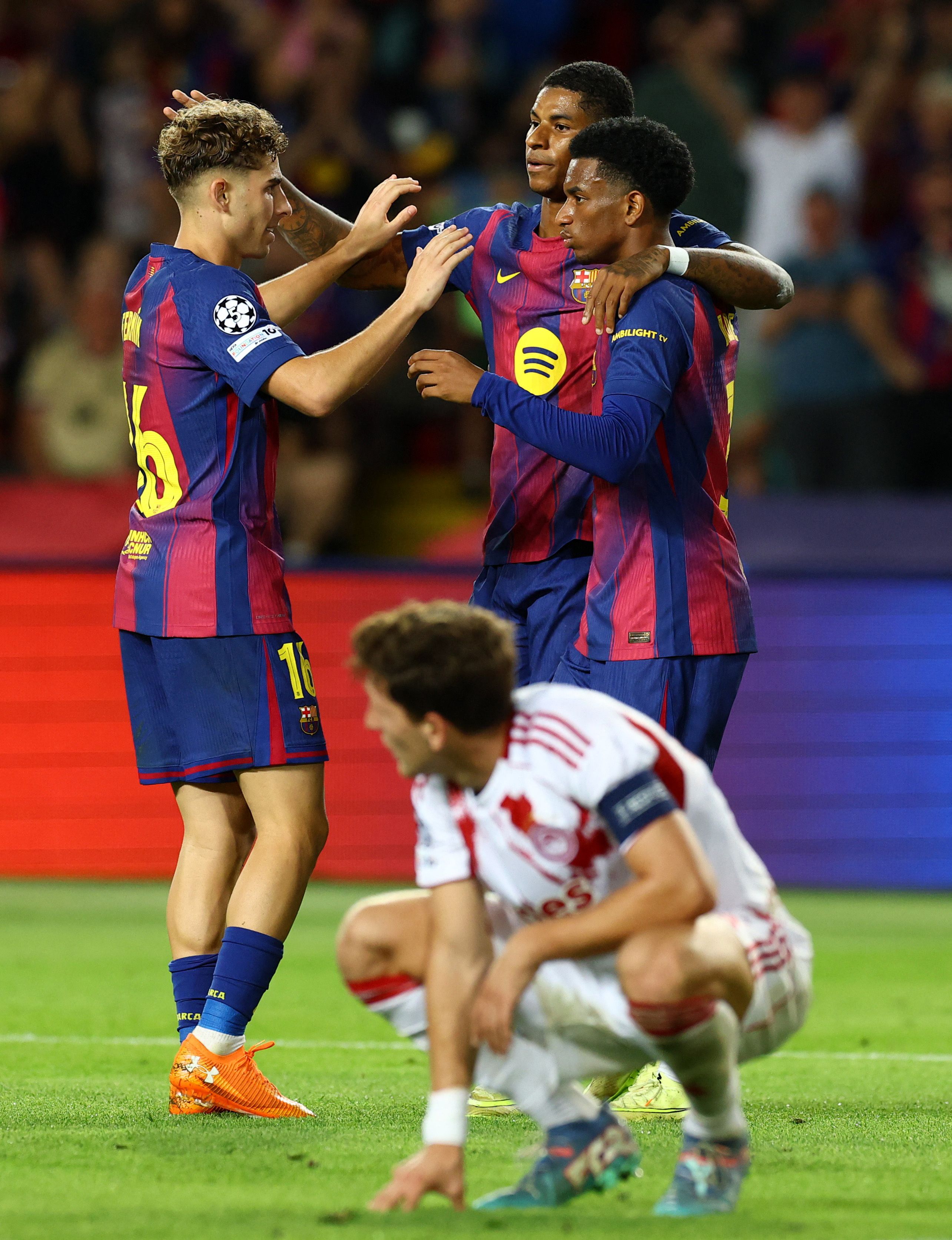 بارسلونا ۶-۱ المپیاکوس؛ برتری کوبنده تیم هانسی فلیک در آستانه ال‌کلاسیکو