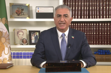 شاهزاده رضا پهلوی: طنین همبستگی خود را با معترضان در هر نقطهای از ایران رساتر فریاد بزنیم