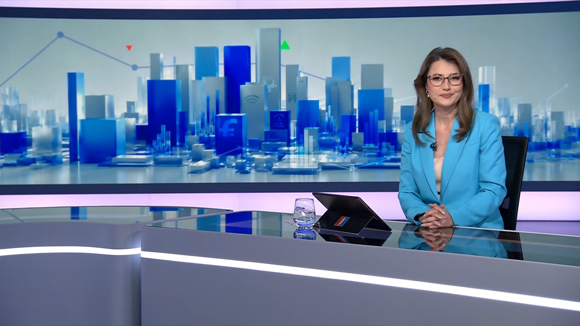 اقتصاد و بازار: بحران صادرات و استعفای وزیر نفت ایران؛ طرح فروش دلار با کارت ملی