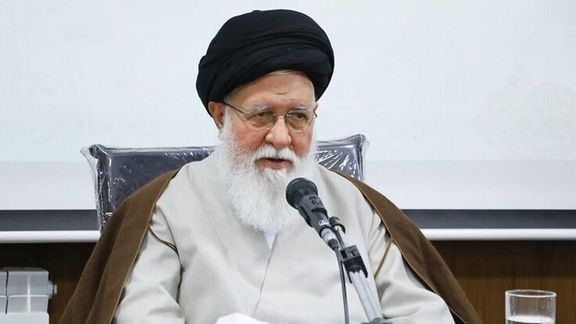 ممثل خامنئي: الغلاء مؤامرة من مندسين يسعون للوقيعة بين الشعب والنظام