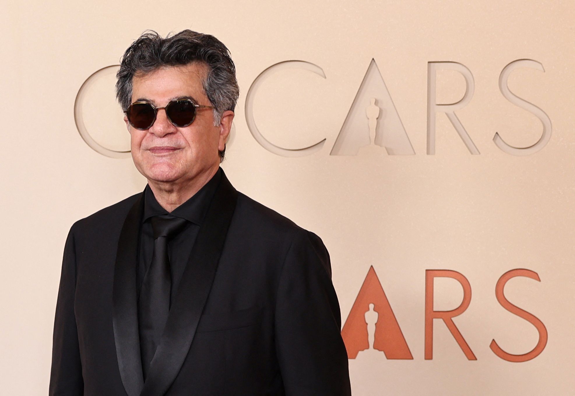 جعفر پناهی با وجود حکم یک سال حبس به ایران بازگشت