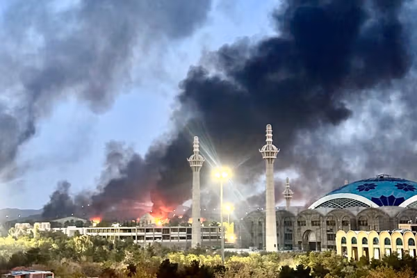 پولیتیکو: مقامات هشدار میدهند اهداف قابل حمله آمریکا در ایران در حال ته کشیدن است