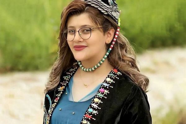 دعوة عالمية لإحياء ذكرى مقتل مهسا أميني على يد السلطات الإيرانية.. والنظام يصعد ضد النشطاء