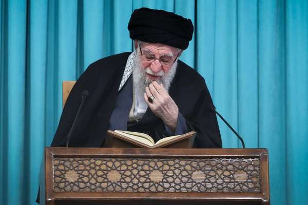 أمين "الأمر بالمعروف" بطهران: لا يجب عودة الإنترنت كما كان.. تمامًا كما أن خامنئي لن يعود