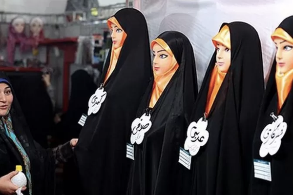 "الداخلية الإيرانية": إبلاغ قانون "العفة والحجاب" لجميع مؤسسات الدولة وتحذير من خرقه
