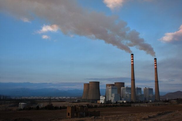 Iran turns to heavy mazut fuel despite worsening air pollution