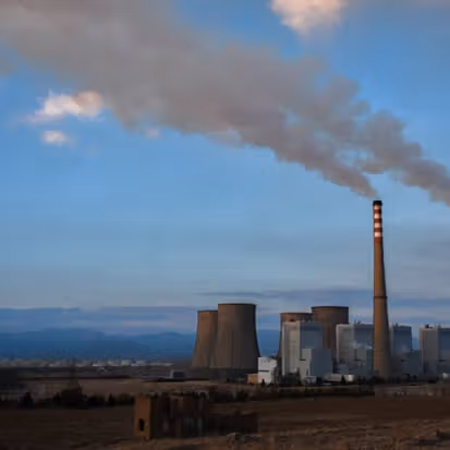 Iran turns to heavy mazut fuel despite worsening air pollution