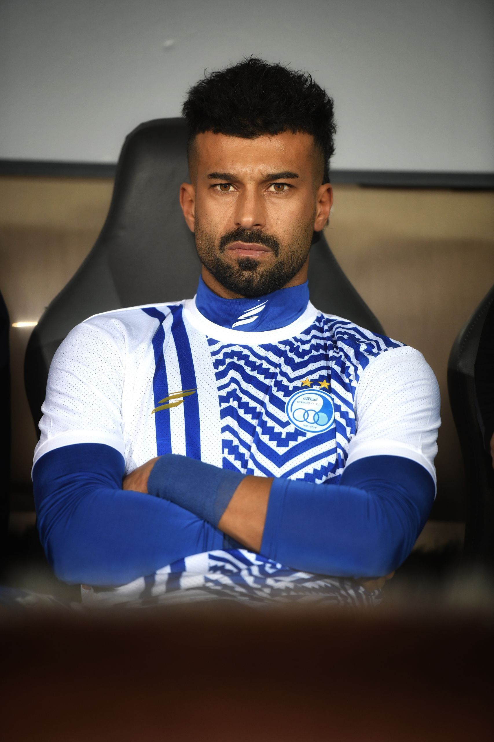 ساپنیتو درباره نارضایتی نیمکت‌نشینان: اگر باور کنم صالح روی فرم نیست به رامین بازی می‌دهم