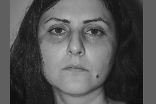 مطالب بالإفراج عن الناشطة الإيرانية كلرخ إيرائي.. وناشطات: الحُكم عليها بالسجن عملية حاقدة