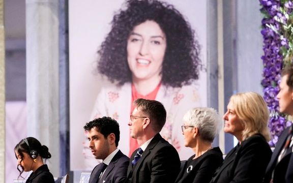 پیام نرگس محمدی: مردم ایران با جنبش «زن زندگی آزادی» برای حقوق خود به پاخاستند