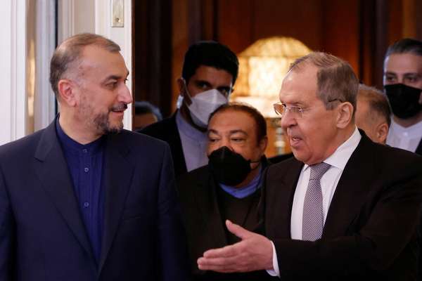 Iran’s FM Optimistic On Talks After Russia Backs Off From Demand