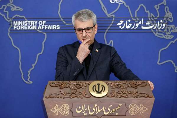 سخنگوی وزارت خارجه: ونزوئلا با یک جنگ و تهدید غیرقانونی از سوی آمریکا مواجه است