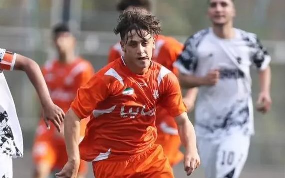 جمهوری اسلامی ریبین مرادی، بازیکن ۱۷ ساله سایپا را با شلیک گلوله کشت