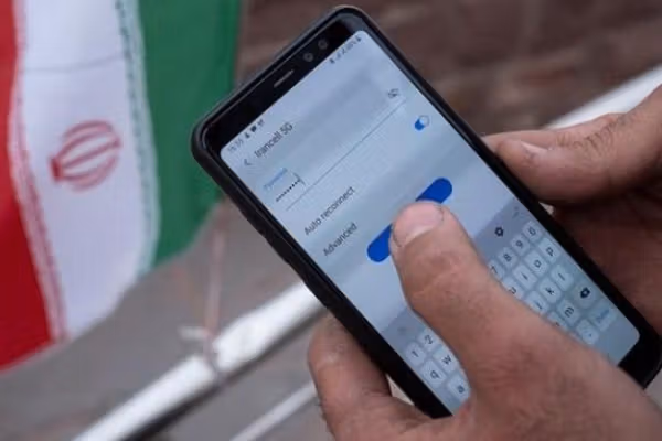 رییس کمیسیون صنایع مجلس: تصمیم درباره دسترسی به اینترنت بینالمللی با نهادهای امنیتی است