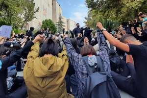۸۵ سازمان حقوقبشری خواستار ارجاع پرونده نقض حقوق بشر ایران به دیوان کیفری بینالمللی شدند
