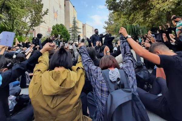 ۸۵ سازمان حقوقبشری خواستار ارجاع پرونده نقض حقوق بشر ایران به دیوان کیفری بینالمللی شدند