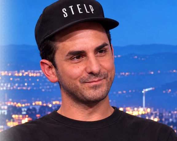 Serkan Eren, founder of the Stuttgart-based humanitarian organization STELP.