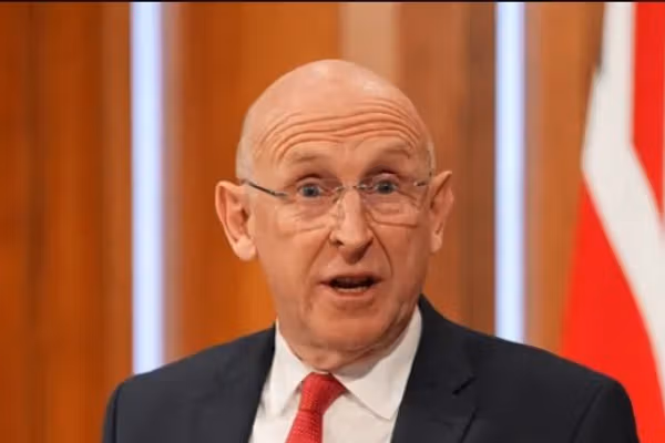 وزیر دفاع بریتانیا: آمریکا کاملا به ناتو پایبند است