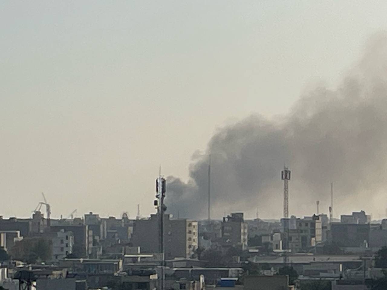 ادامه حملات در عصر پنج‌شنبه؛ انفجارهایی در تهران، کرج و بندرعباس رخ داد