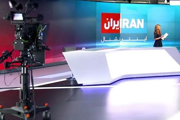 بـ"الفارسية"مساعد وزير الداخلية البريطاني يرحب بإعادة فتح مكتب"إيران إنترناشيونال" في لندن