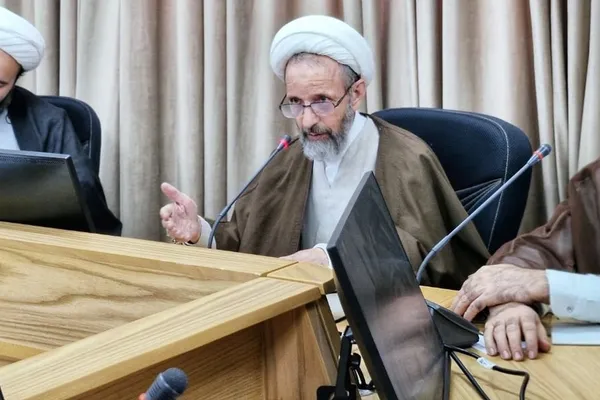 عضو مجلس خبرگان: میخواهیم طبق موازین دین مشاوره دهیم