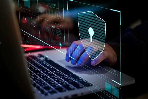 عبر هجمات سيبرانية.. كندا تعلن عن محاولات إيرانية وروسية وصينية لـ"إضعاف الديمقراطية"