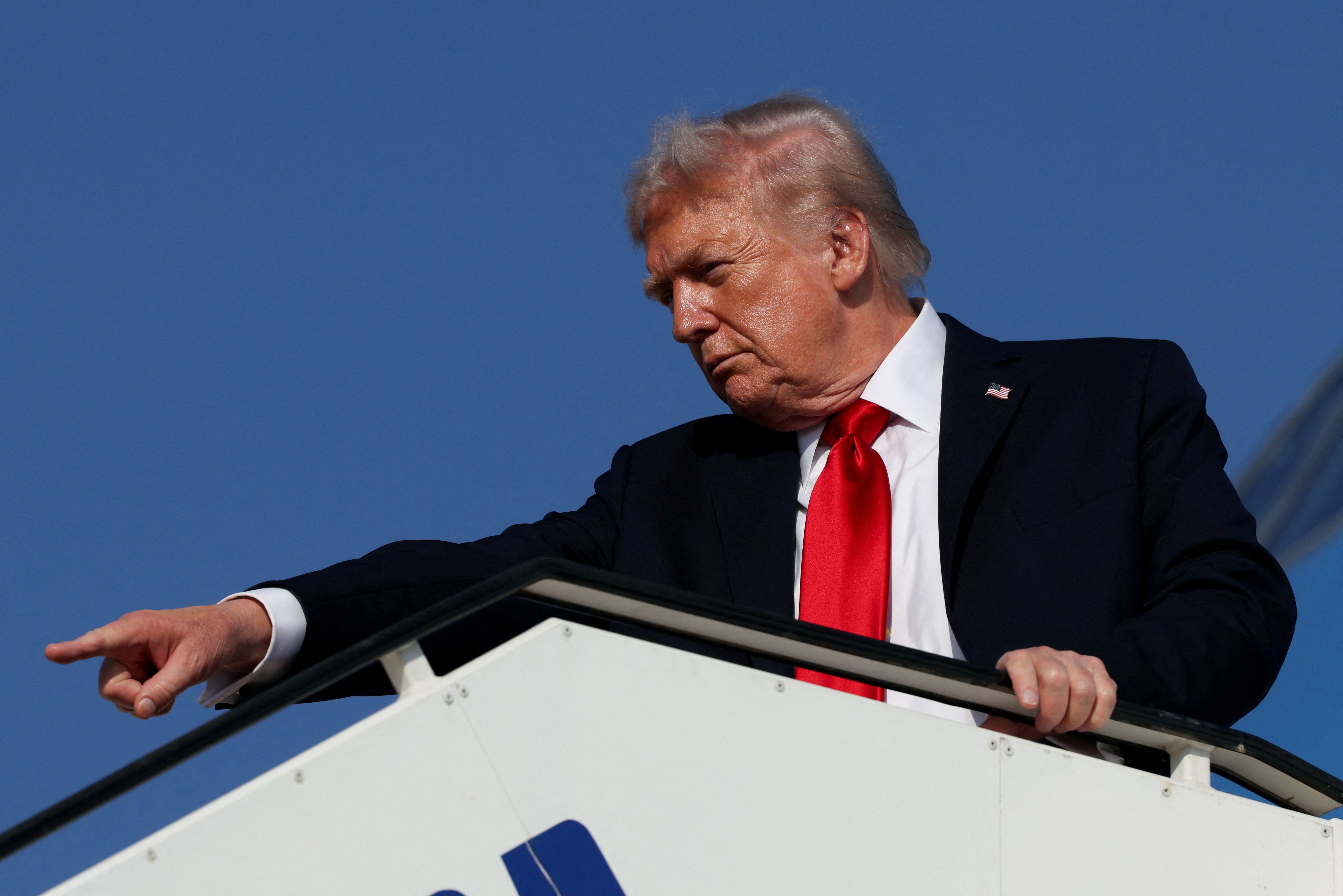 دونالد ترامپ: جمهوری اسلامی نمی‌تواند با این تحریم‌های سخت دوام بیاورد